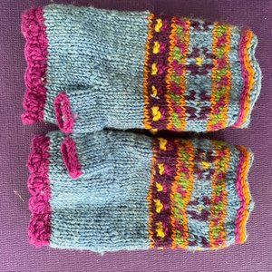 Cute fingerless mittens